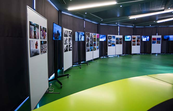 Samsung-Tech-Lab_SOS-Village-exhibition-(3)