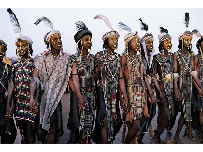O Steve McCurry εξηγεί πως τράβηξε την φωτογραφία “Young Wadabi Men”