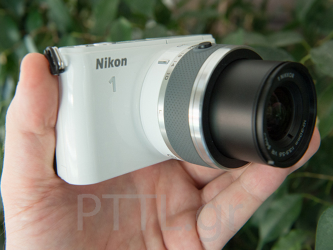Nikon 1 S1 (Hands on video)