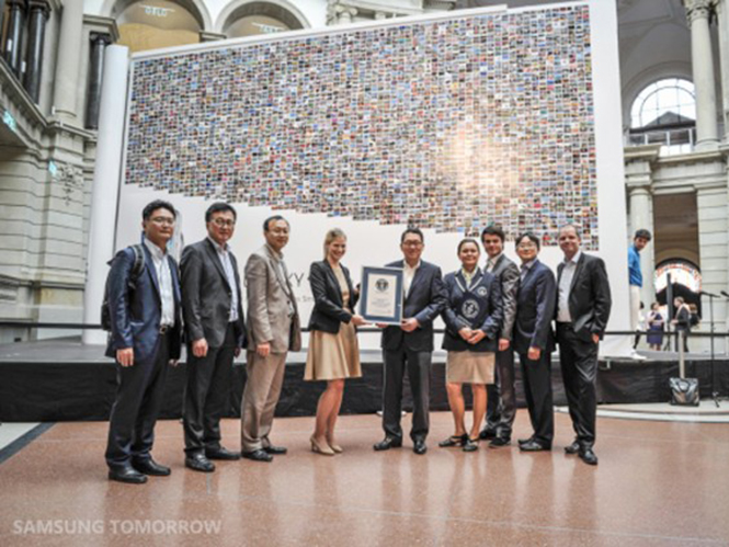 Η Samsung κατακτά το Ρεκόρ Guinness για το μεγαλύτερο Photobook στον κόσμο