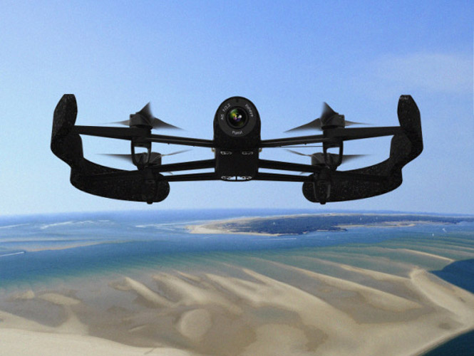 H Parrot παρουσιάζει το Bebop Drone με κάμερα 14 megapixels