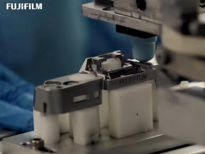 Δείτε σε video πως κατασκευάζεται η Fujifilm X-T10