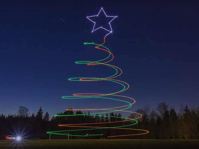 Δείτε το πρώτο Light Painting video στον κόσμο που έγινε στον ουρανό με drone