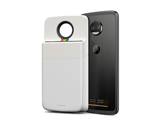 H Motorola παρουσιάζει ειδικό εκτυπωτή Polaroid για τα smartphones Moto Z
