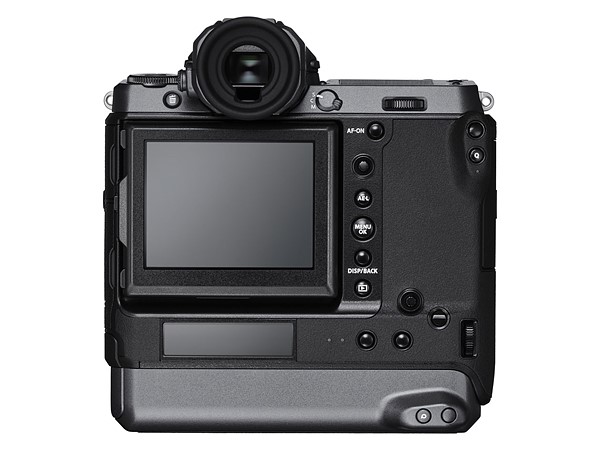 H Fujifilm GFX100II θα έχει 8Κ βίντεο, ProRes και θα παίρνει ανεμιστηράκι!
