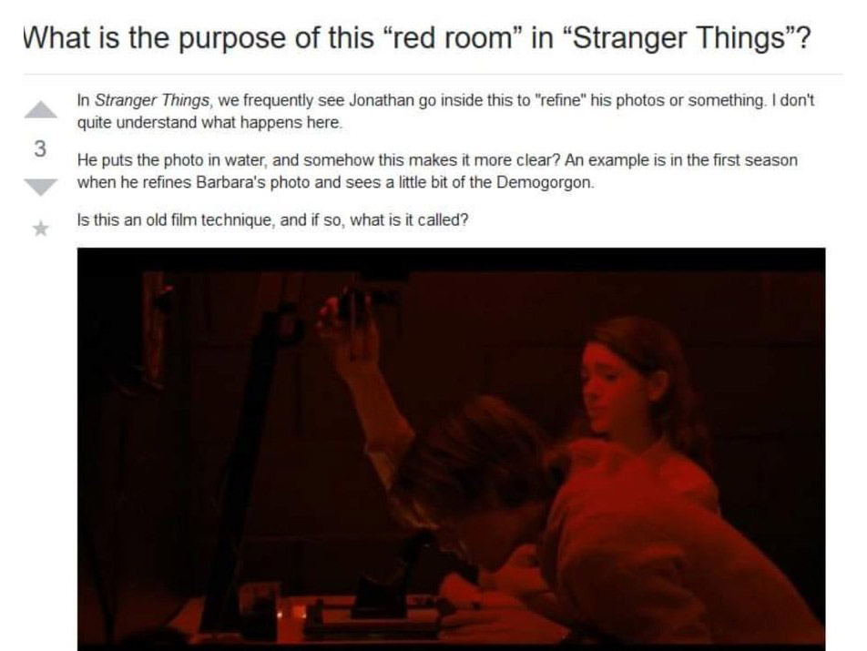 Viral: Νεαρός θαυμαστής του Stranger Things αναρωτιέται τι είναι το κόκκινο δωμάτιο  και τι κάνει η φωτογραφία στο νερό!