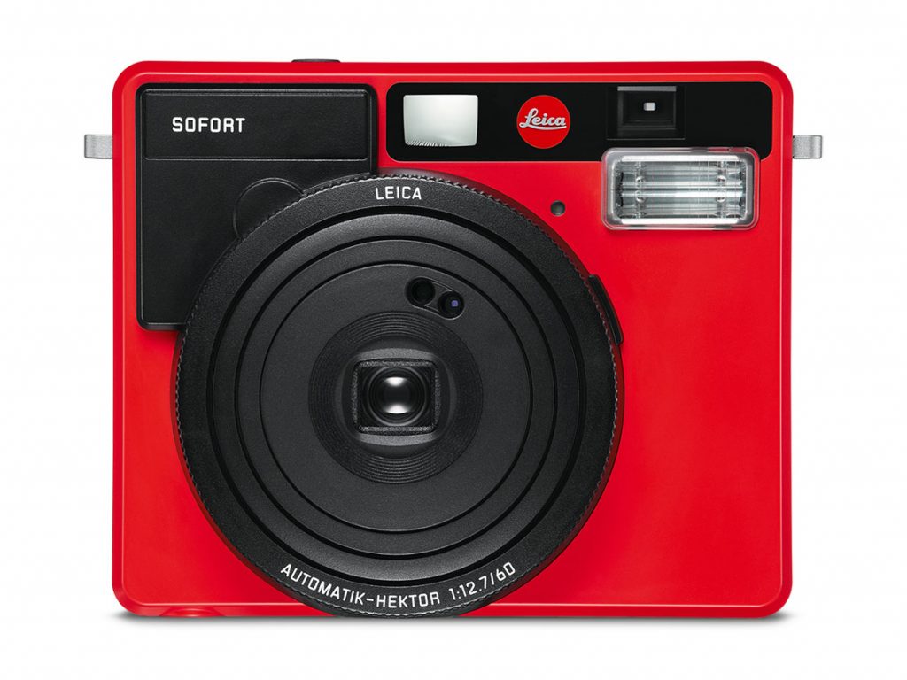 Leica Sofort: Η Instax μηχανή της Leica τώρα και σε κόκκινο χρώμα!