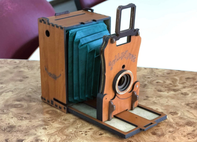 Jollylook Mini Auto: Νέα Instax κάμερα με αυτόματη λειτουργία και vintage σχεδιασμό!