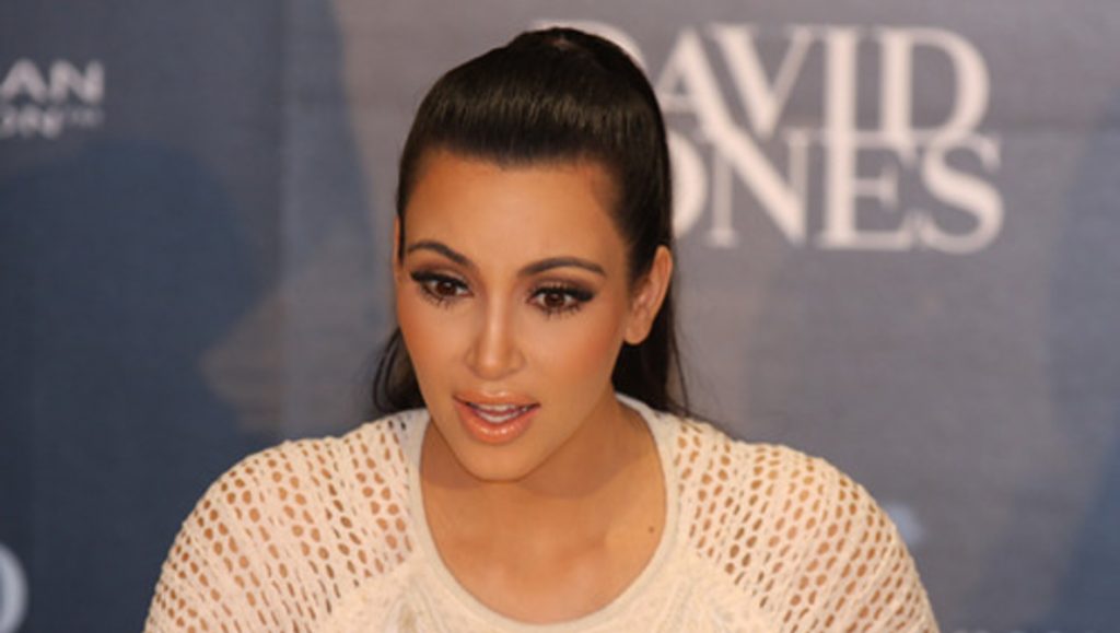 Kim Kardashian: Paparazzi την μήνυσε για δημοσίευση φωτογραφίας του και αυτή προσέλαβε τον δικό της φωτογράφο