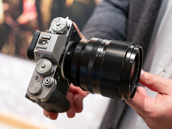 H Fujifilm έδειξε το mockup του Fujifilm XF 50mm F1.0 και δύο φακούς για το μεσαίο φορμά!