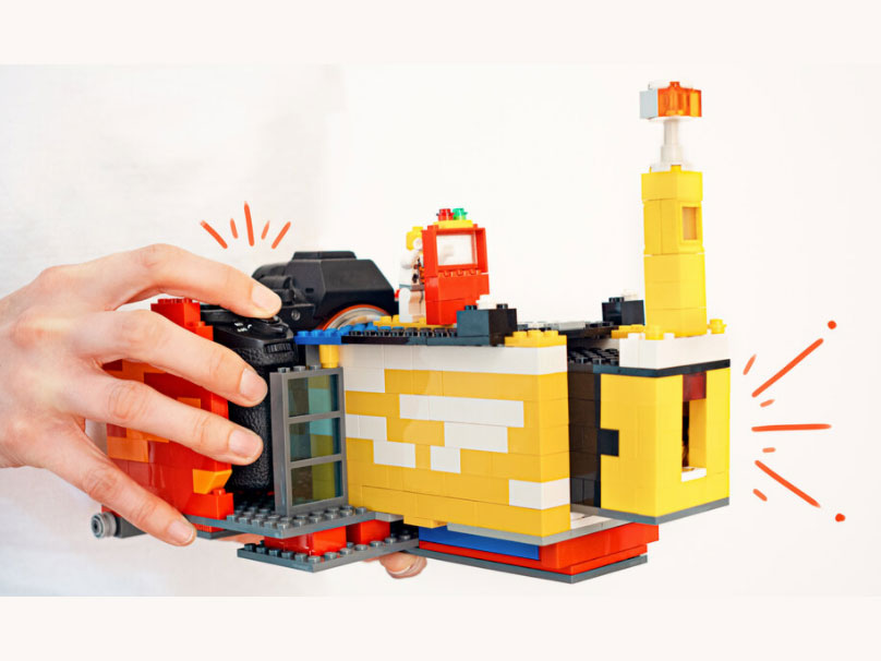 Αυτός ο φωτογράφος έφτιαξε φακό από τουβλάκια Lego και έχει και σύστημα εστίασης!