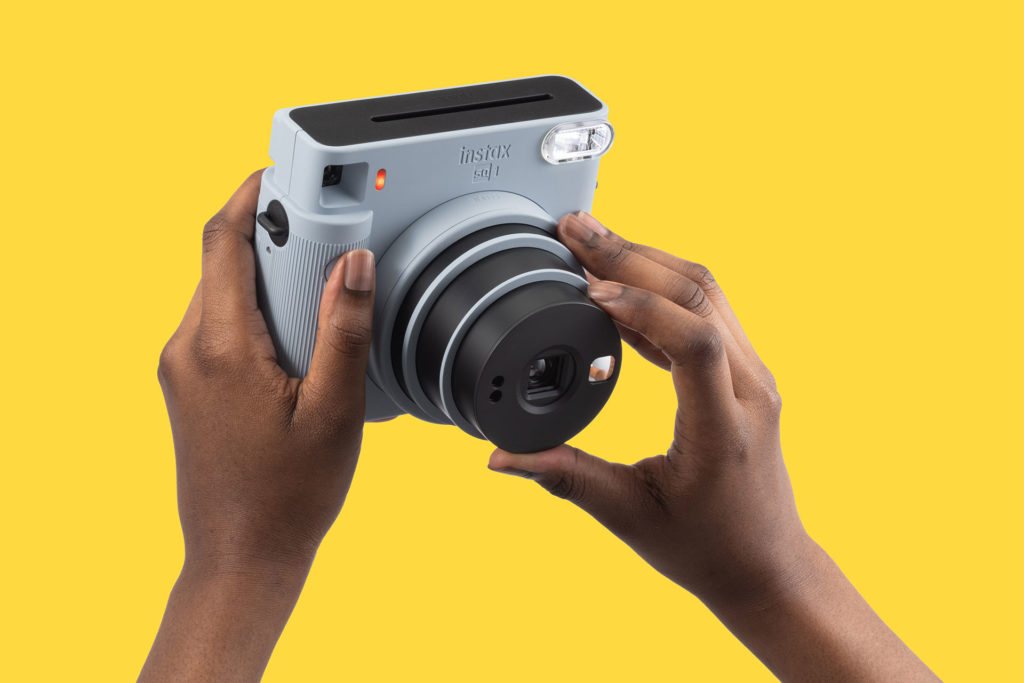 Fujifilm INSTAX SQUARE SQ1: Μικρή και έτοιμη για αυτόματες λήψεις, κανονικές ή selfies!