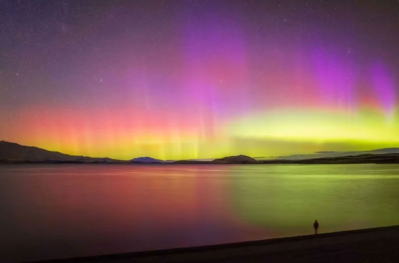 Northern Lights Photographer of the Year 2021: ΕΚΠΛΗΚΤΙΚΕΣ εικόνες του πιο εντυπωσιακού φαινομένου του νυχτερινού ουρανού!