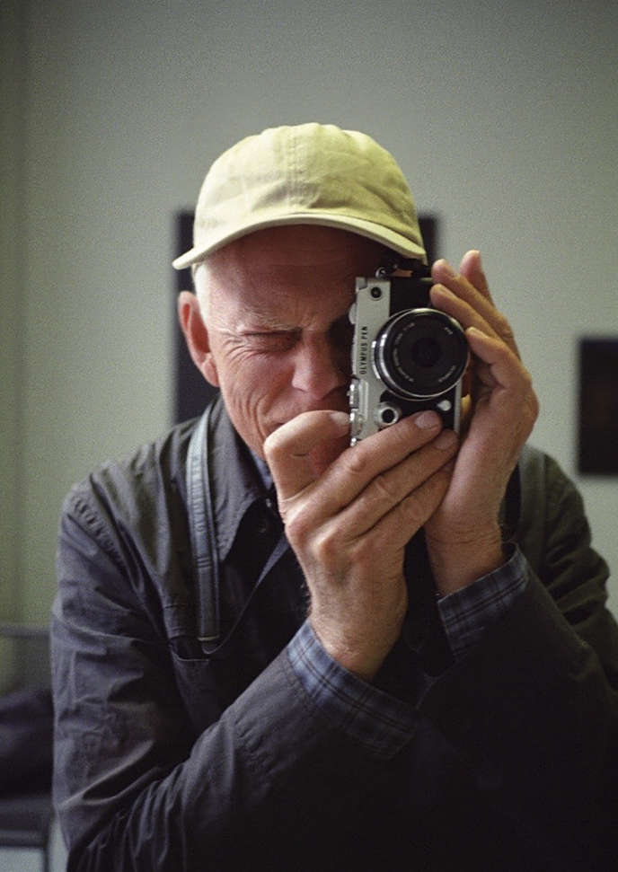 O γνωστός Νορβηγός φωτογράφος Knut Bry συνελήφθη στην Λέσβο για κατασκοπεία!