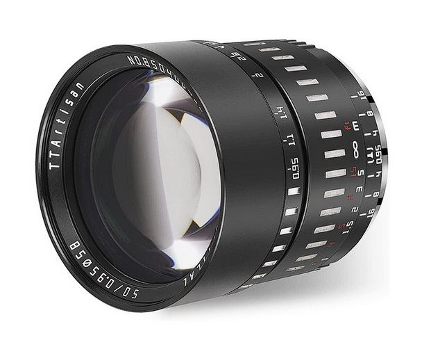 Η TTartisan διαθέτει τον 50mm F0.95 APS-C για συστήματα Fujifilm X και Sony E.