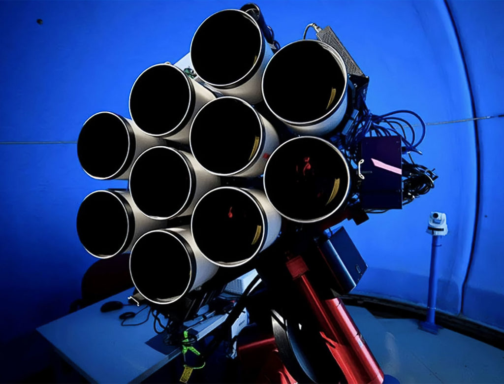 Τηλεσκόπιο αποτελούμενο από πολλαπλούς φακούς Canon; Και όμως, γίνεται!