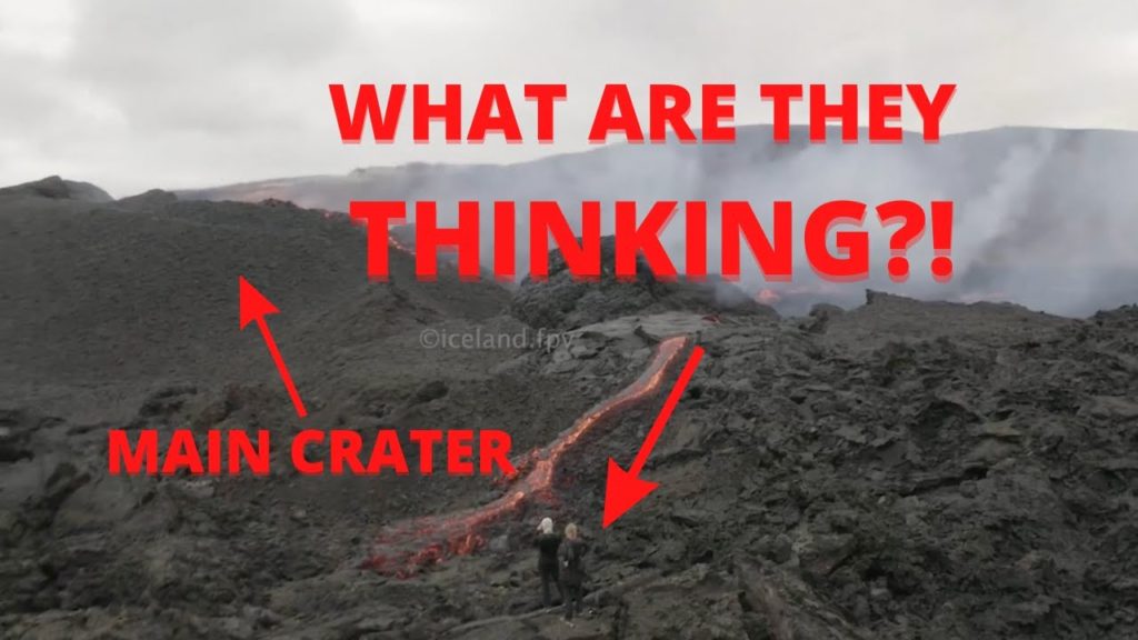 Πλάνο από drone δείχνει τουρίστες να πλησιάζουν επικίνδυνα κοντά στο ηφαίστειο της Ισλανδίας!