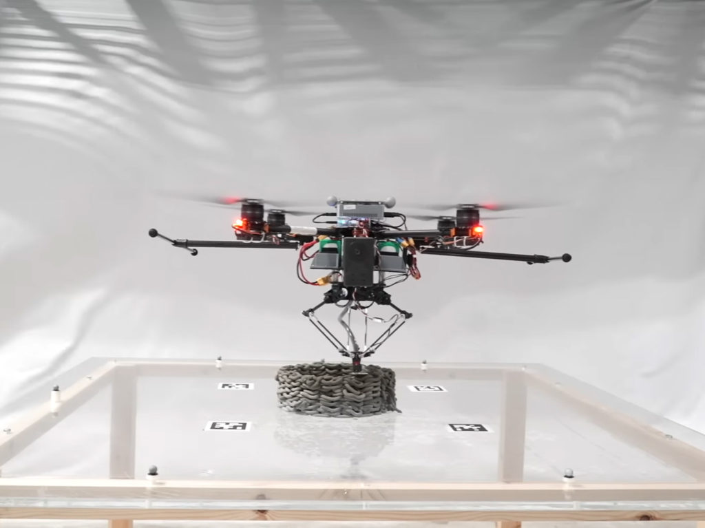 Ερευνητές σχεδιάζουν drones 3D εκτύπωσης για να βοηθήσουν στην ανοικοδόμηση κατεστραμμένων κτιρίων!