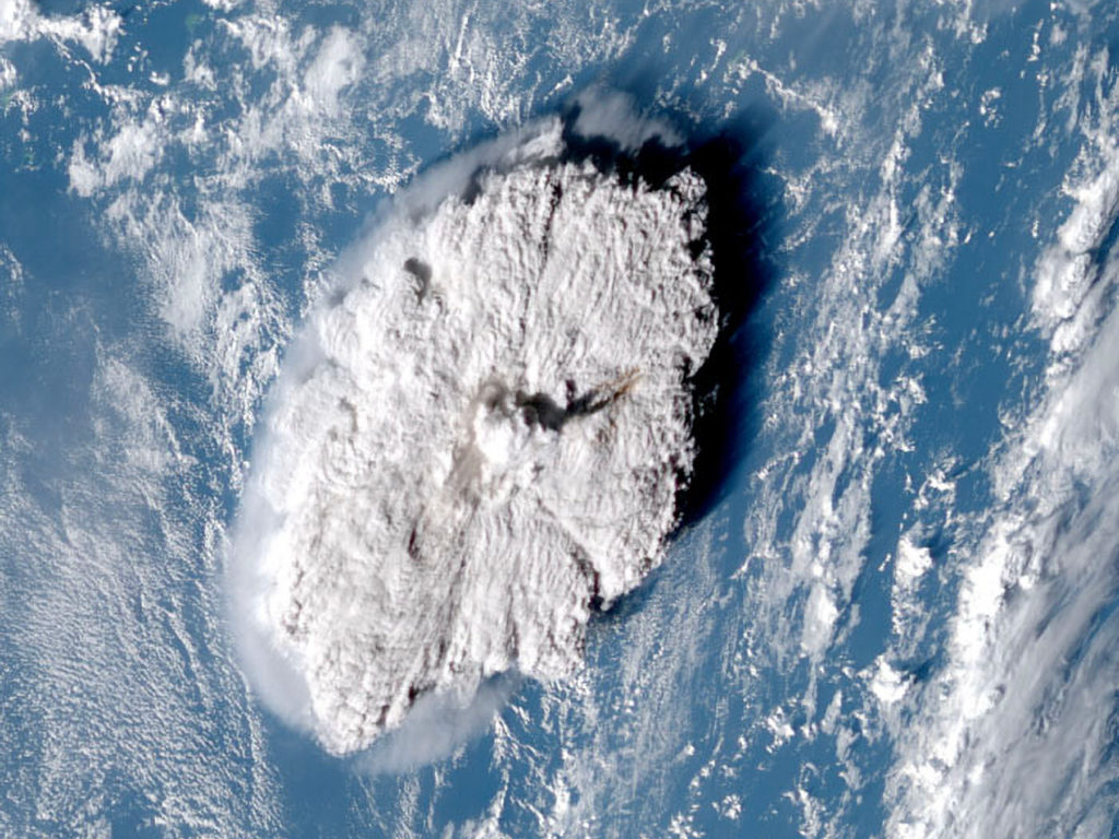 Το ψηλότερο ηφαιστειακό νέφος που καταγράφηκε ποτέ υπολογίστηκε μέσω της στερεοφωτογραφίας