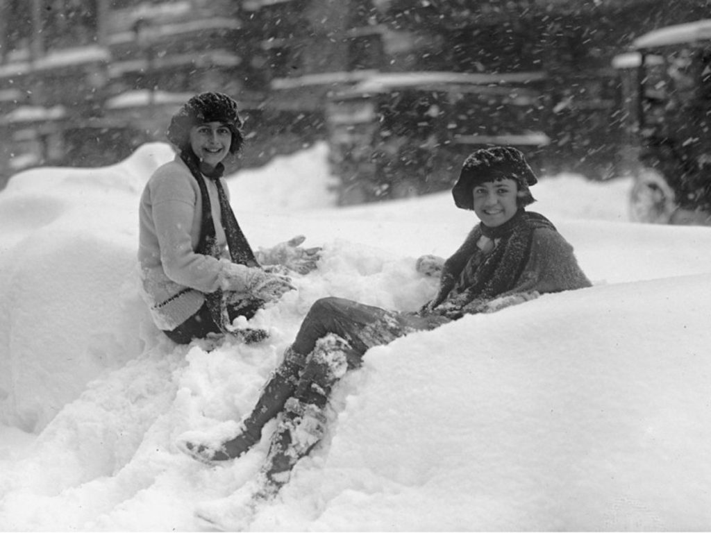 Ιστορικές φωτογραφίες της χιονοθύελλας του 1922 από τη Βόρεια Αμερική