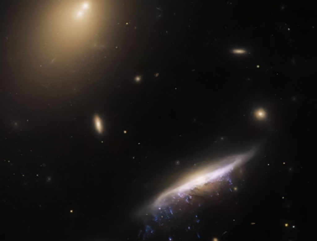 Hubble: Δείτε τον εντυπωσιακό γαλαξία “μέδουσα” που κατέγραψε το τηλεσκόπιο!