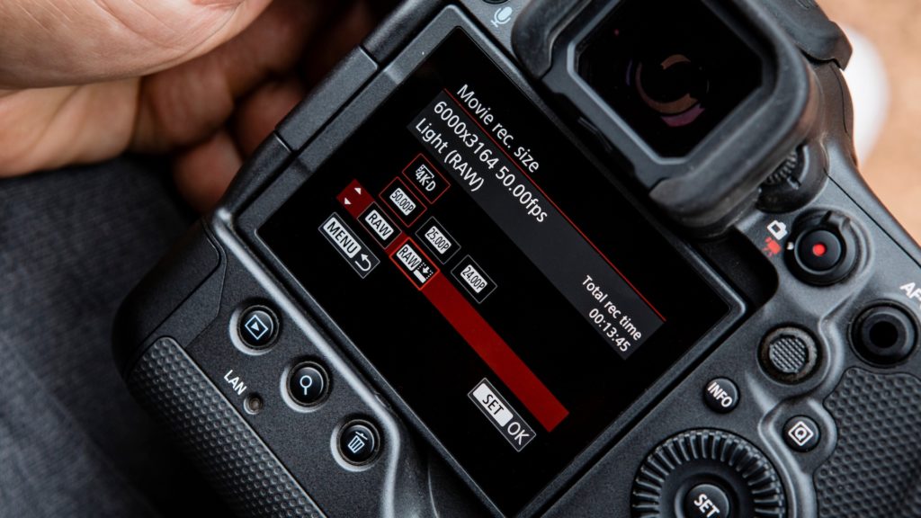 Νέα Firmware για Canon EOS R3 και Canon EOS R5 φέρνει λήψη 400mp στην δεύτερη!