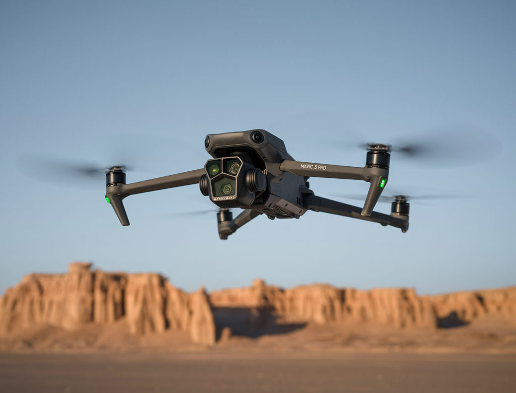 Ήρθε το DJI Mavic 3 Pro, το πρώτο drone με τρεις κάμερες!
