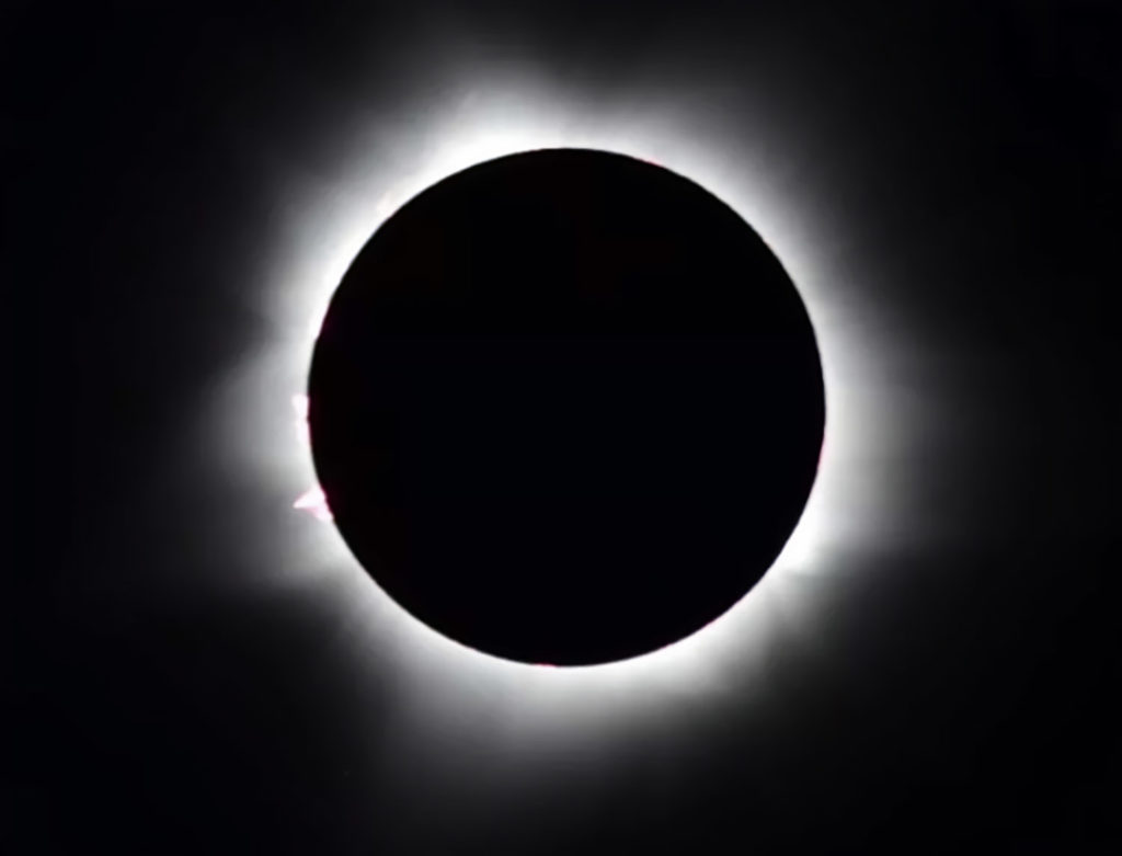 Υβριδική έκλειψη ηλίου 2023: Δείτε πλάνα από το σπάνιο εντυπωσιακό φαινόμενο!