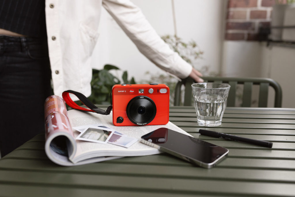 Leica SOFORT 2: Νέα υβριδική κάμερα άμεσης εκτύπωσης με τιμή 379 ευρώ!