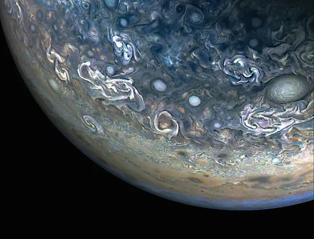 Juno: Δείτε μια νέα εντυπωσιακή φωτογραφία του Δία!