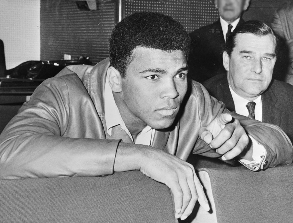 Φωτογράφος του Muhammad Ali λέει ότι το πρακτορείο χρησιμοποίησε φωτογραφίες του μετά τη λήξη του συμβολαίου!