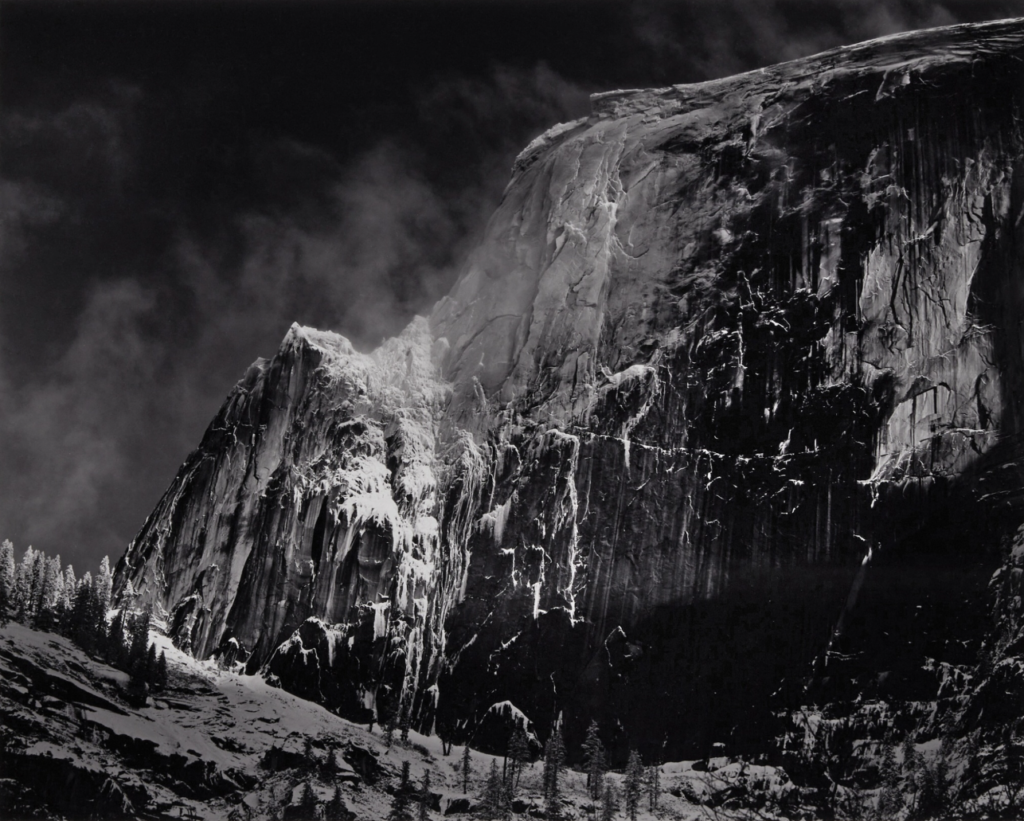 Συλλογή φωτογραφιών του Ansel Adams πουλήθηκε για σχεδόν 4,6 εκατομμύρια δολάρια, σπάζοντας 41 ρεκόρ