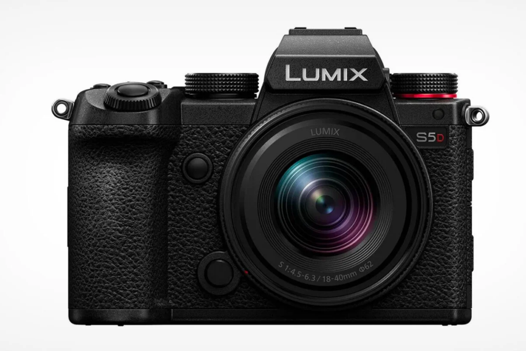 Ανακοινώθηκε η Panasonic Lumix S5D με μικρές βελτιώσεις αλλά με το παλιό σύστημα AF