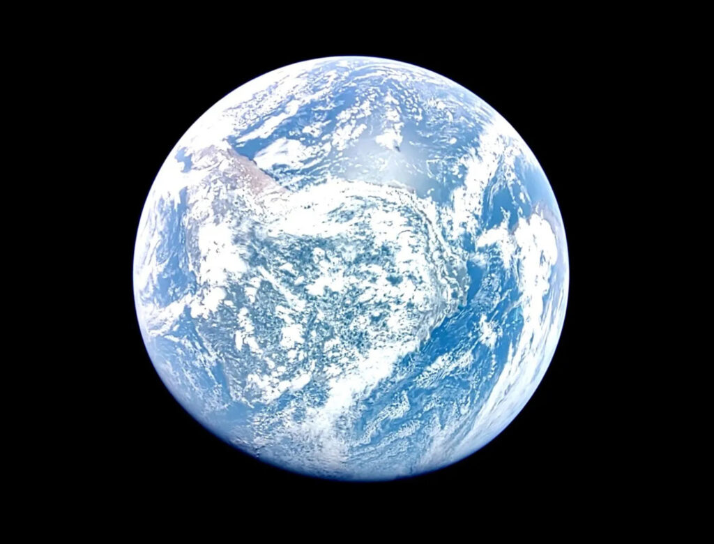 Blue Ghost: Το σκάφος απαθανάτισε τη Γη από το διάστημα!