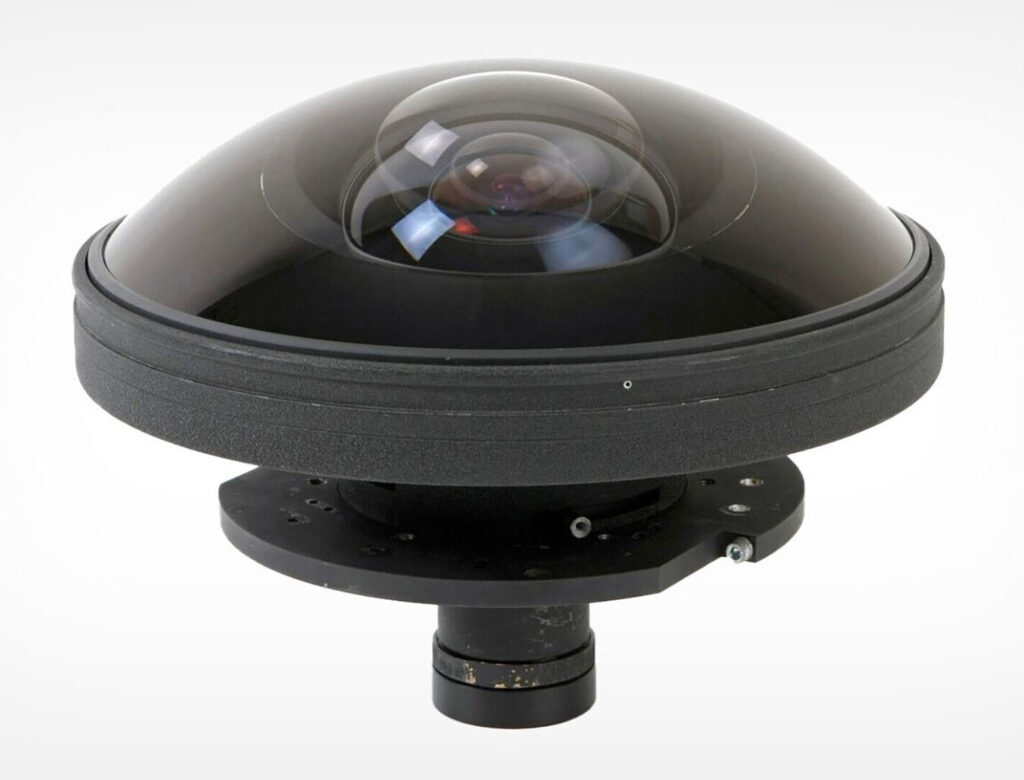 Εξαιρετικά σπάνιος Nikon φακός εμφανίστηκε στο eBay με τιμή 250.00 δολάρια!