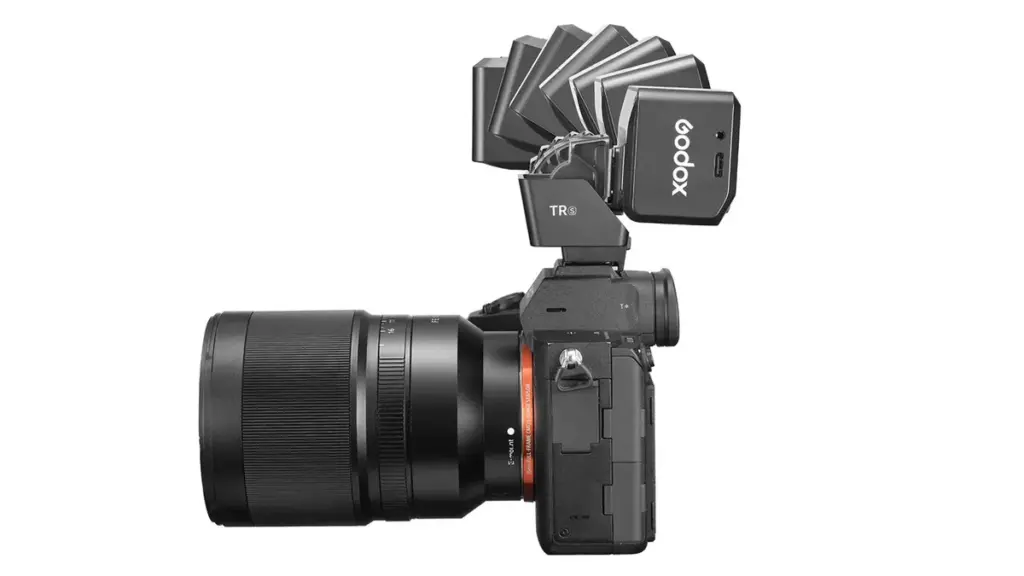 Μικρό αλλά πανέξυπνο: Το νέο Godox TR-S Hot Shoe Riser προσφέρει bounce σε mini φλας!