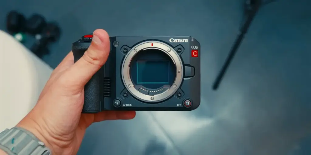 Canon EOS C50: Διέρρευσε πρόωρα βίντεο, δείτε νέες εικόνες της κάμερας, χαρακτηριστικά και τιμή