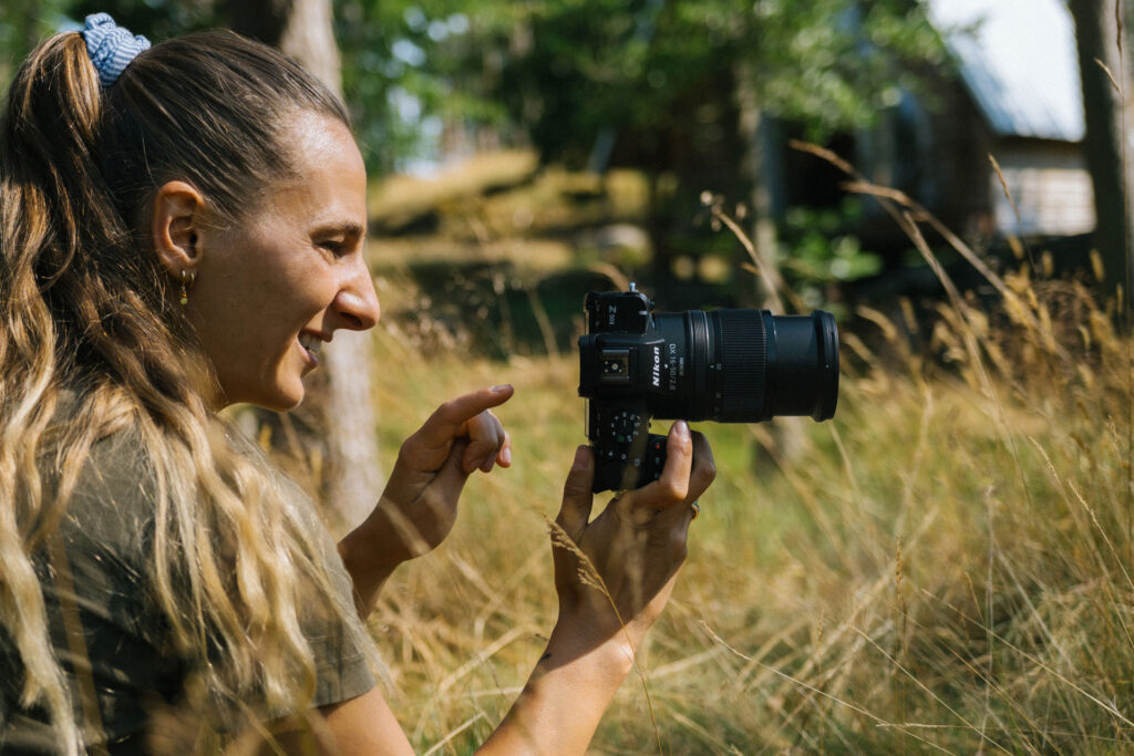 Η Nikon προσθέτει έναν γρήγορο φακό macro σταθερής εστιακής απόστασης και έναν γρήγορο ευρυγώνιο φακό zoom στη σειρά NIKKOR Z DX