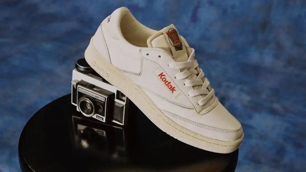 Reebok x Kodak: Η νοσταλγία της αναλογικής εποχής ζωντανεύει σε παπούτσια και ρούχα