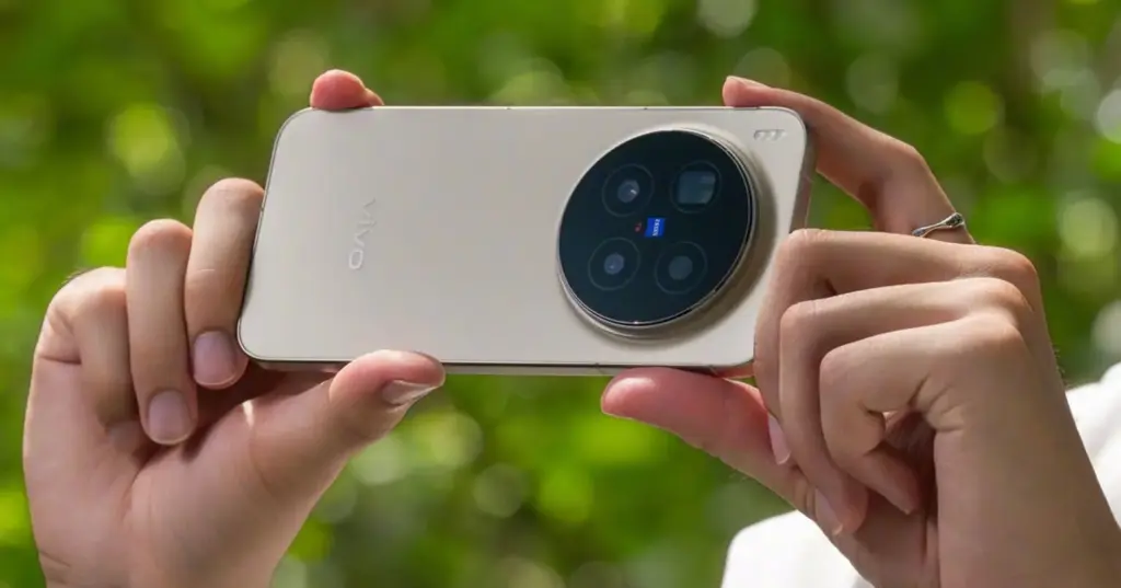 Vivo X300 Pro με νέο αισθητήρα Sony LYT-828 και κάμερες Zeiss