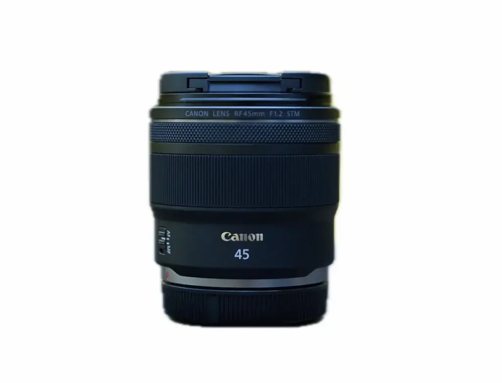 Canon RF 45mm f/1.2 STM: Φωτεινός prime φακός σε τιμή-έκπληξη για δημιουργούς