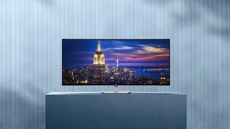 Καμπύλη ultrawide οθόνη Dell UltraSharp 52 ιντσών με ανάλυση 6K