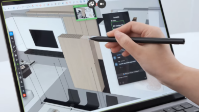 Snap-on οθόνη αφής Magic Screen κουμπωμένη σε MacBook για χειρισμό με δάχτυλο και γραφίδα