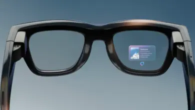 Έξυπνα γυαλιά με μικρή ψηφιακή ειδοποίηση στον φακό