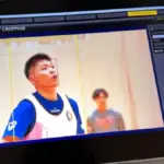 Ζωντανή αθλητική μετάδοση με ΑΙ που ακολουθεί συγκεκριμένο αθλητή στο γήπεδο