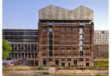 Η νέα έδρα του Nederlands Fotomuseum στην ιστορική αποθήκη Santos στο Ρότερνταμ