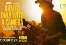 Στιγμιότυπο από το ντοκιμαντέρ Armed Only with a Camera για τον φωτορεπόρτερ Brent Renaud