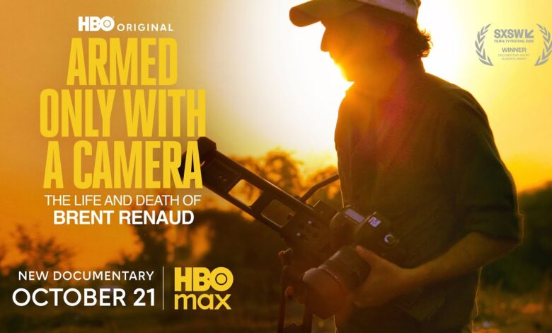 Στιγμιότυπο από το ντοκιμαντέρ Armed Only with a Camera για τον φωτορεπόρτερ Brent Renaud