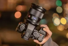 Viltrox AF 16mm f/1.8 L σε σώμα L-Mount φωτογραφικής μηχανής