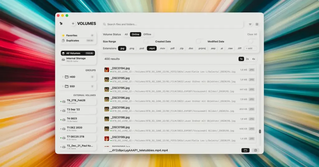Η εφαρμογή Offline Files σε macOS εμφανίζει λίστα αρχείων από διαφορετικούς δίσκους